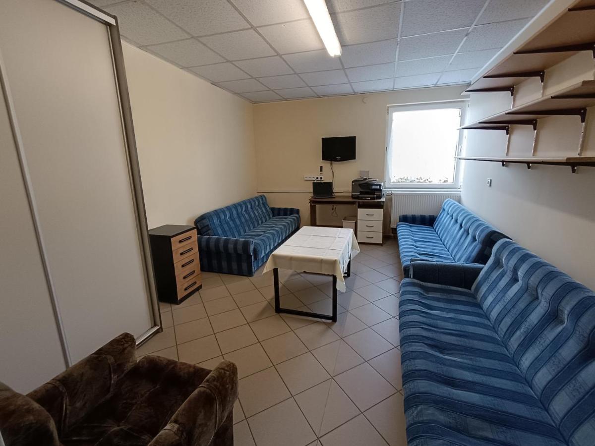 Hostel Welinek Gratis Parking Stęszew Exterior foto